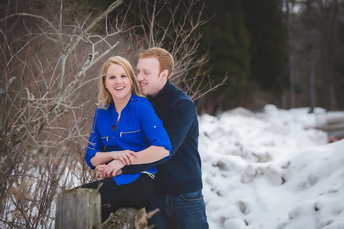 engagement-photos-in-snow