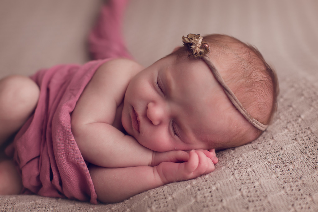 newborn-girl-photo