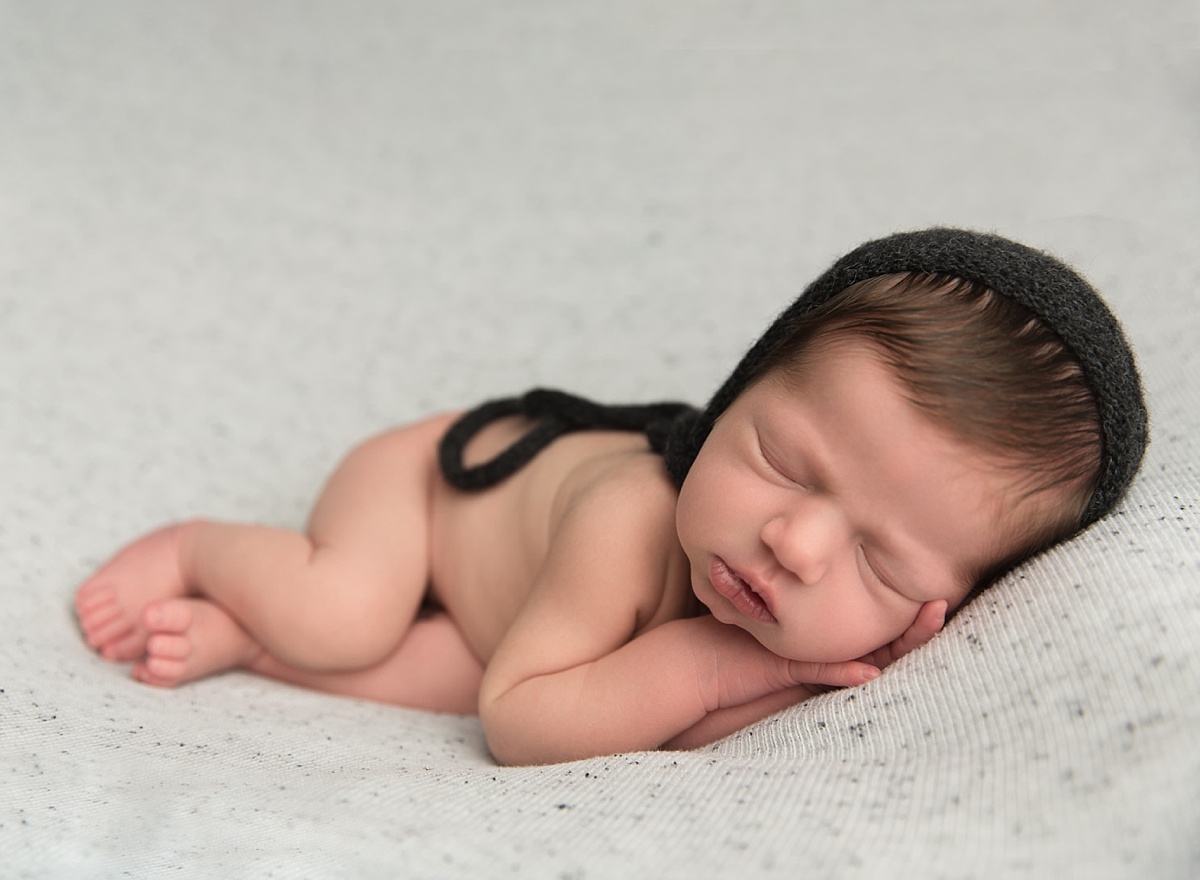 brookfield milwaukee newborn photography