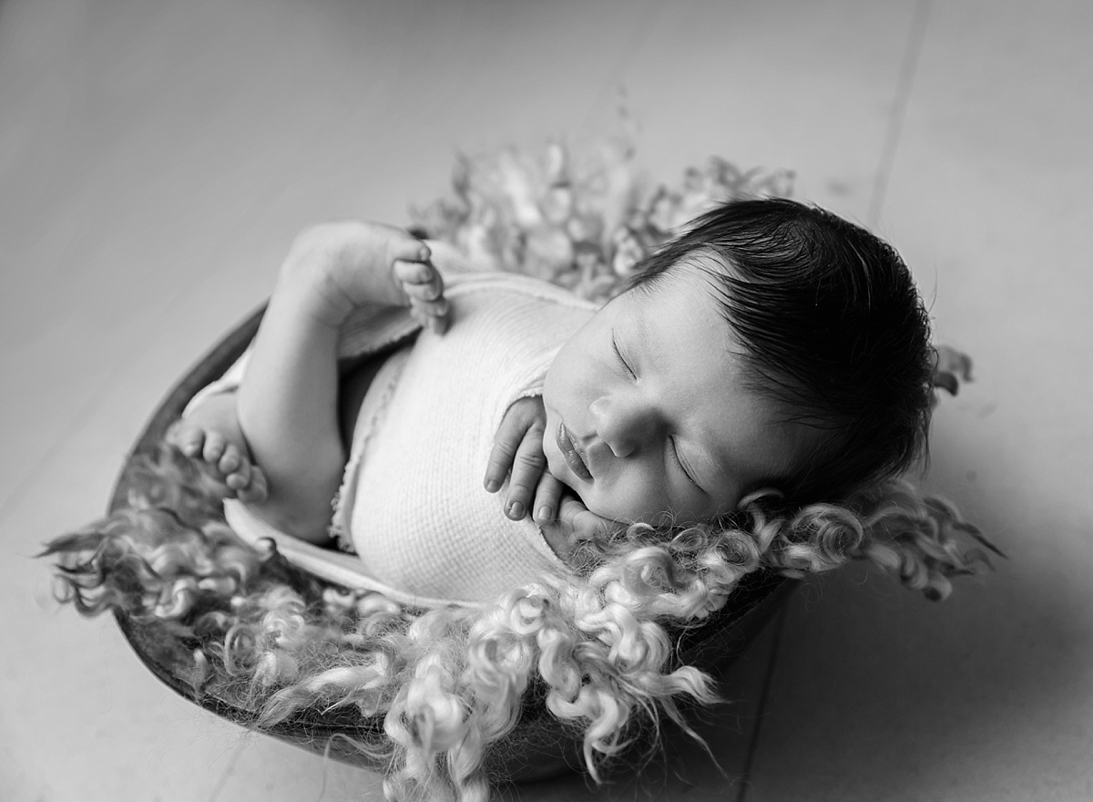 newborn photographer mke