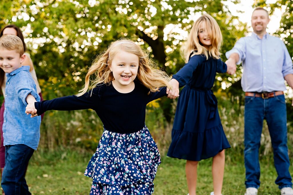 Worried your kids wont cooperate for family photos