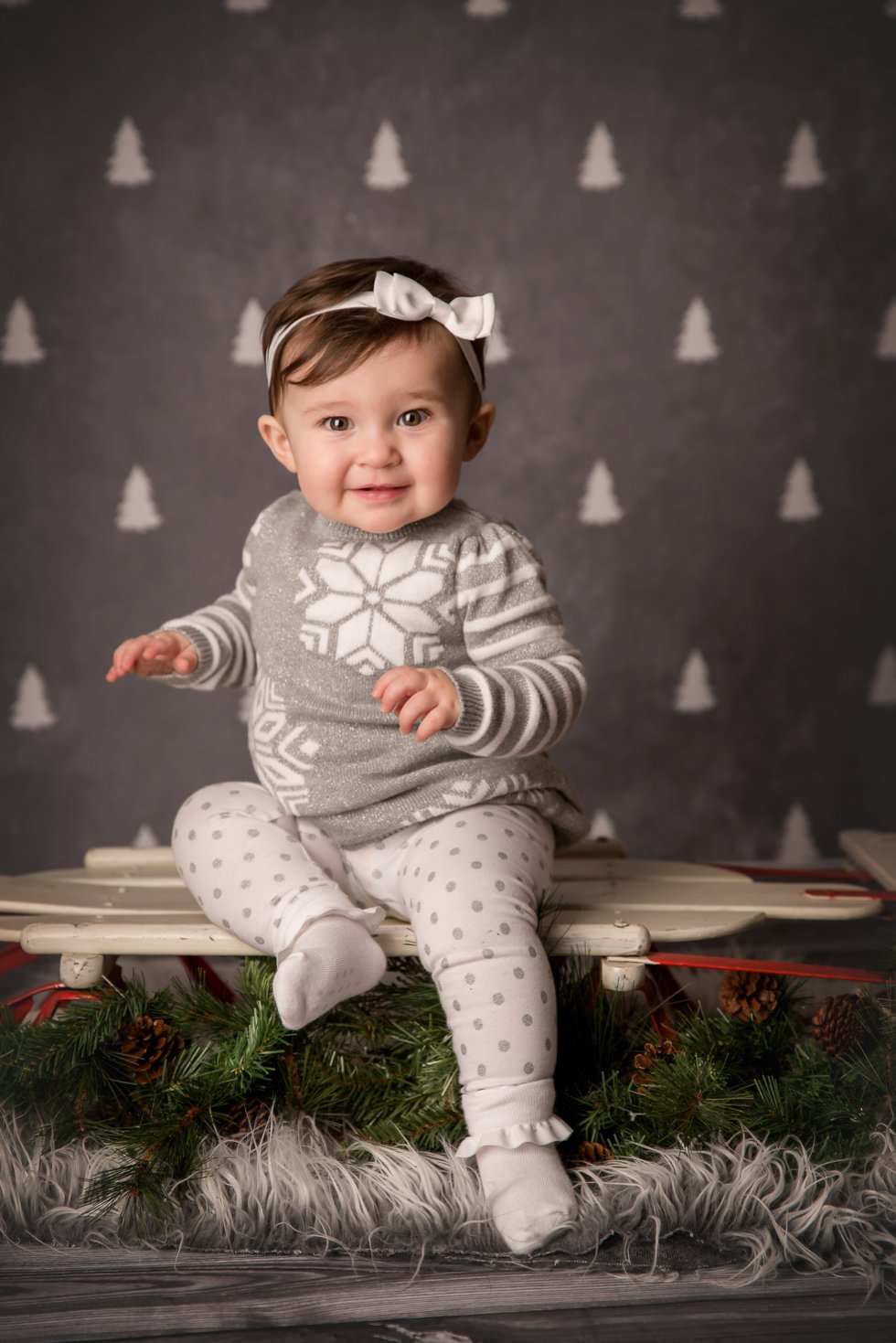 More Christmas Photos and a Fun One Year Old Photo Idea » Andrea ...