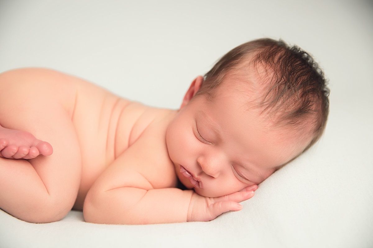 dousman-newborn-photographer.jpg