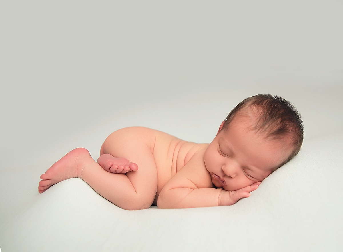 mint-newborn-photos.jpg