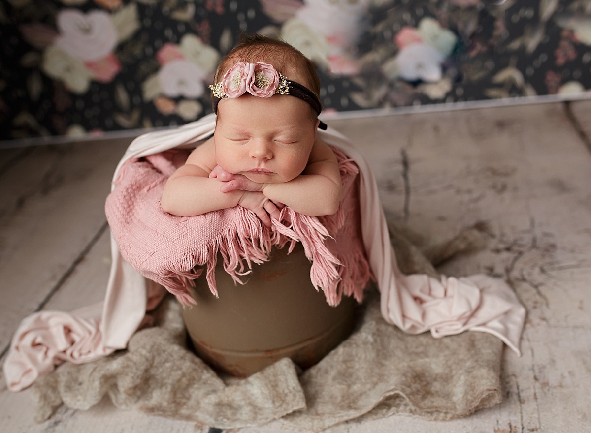 premier newborn photographer.jpg