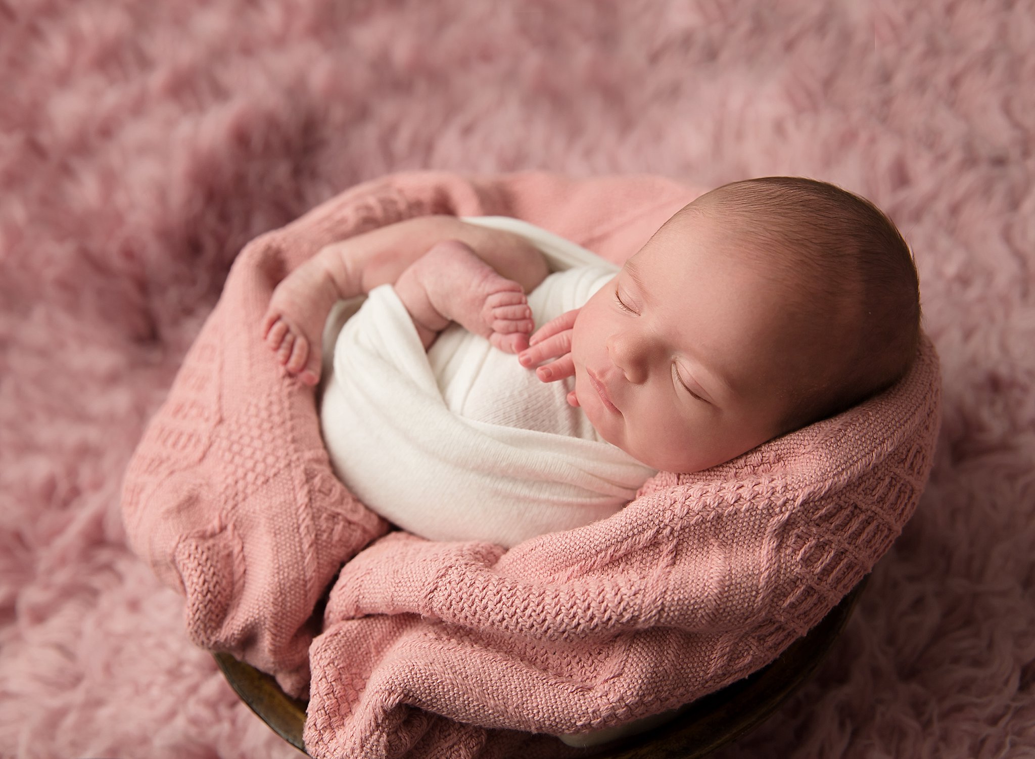 experienced newborn photography.jpg