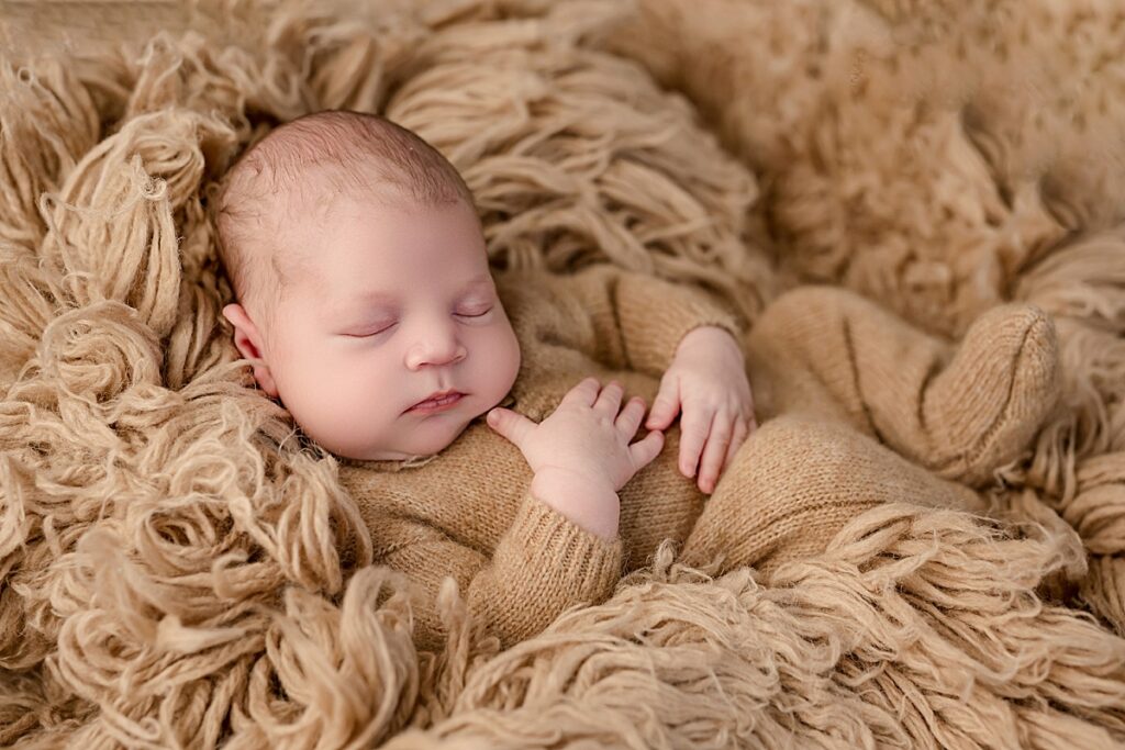 sweet newborn photos
